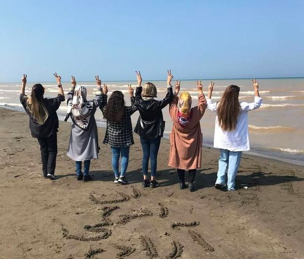 جریمه بی حجابی ، شستن میت به مدت یک ماه