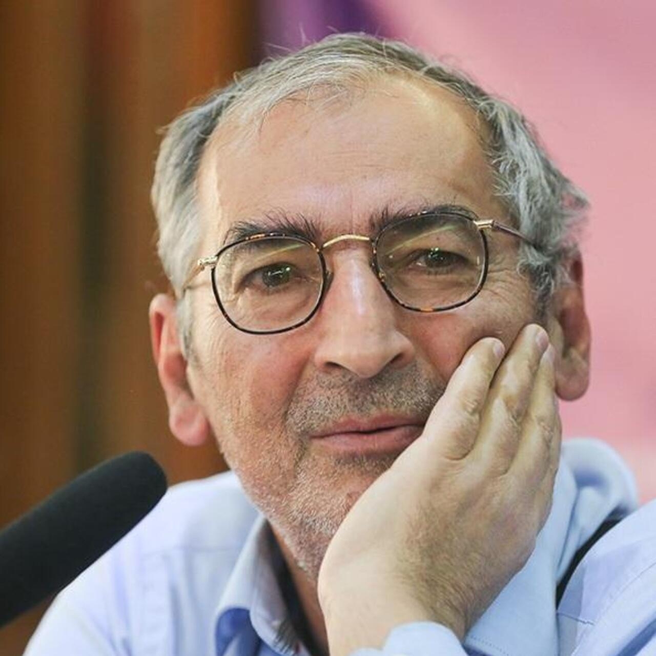 صادق زیباکلام یکسال حبس